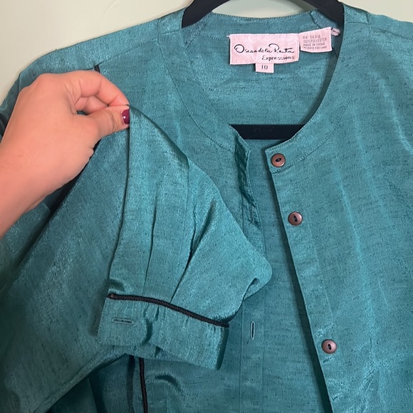 Oscar de la Renta turquoise green button up shiny top - Picture 4 of 4